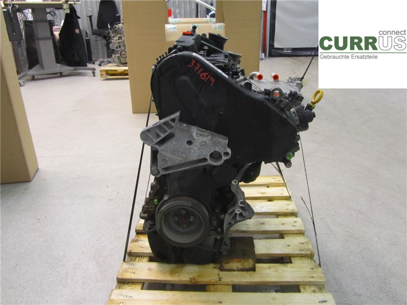 VW GOLF / E-GOLF VII   13-20 Silnik 04L100090CX 1,6 TDI