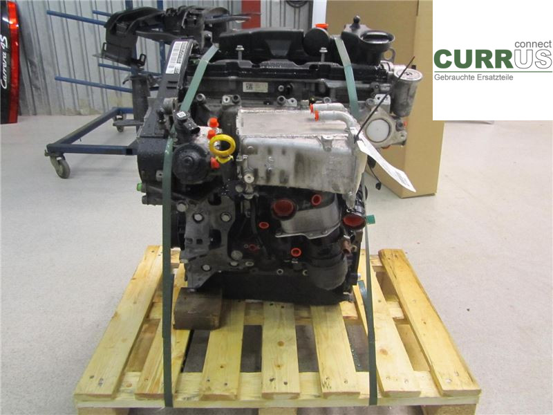 VW GOLF / E-GOLF VII   13-20 Silnik 04L100090CX 1,6 TDI
