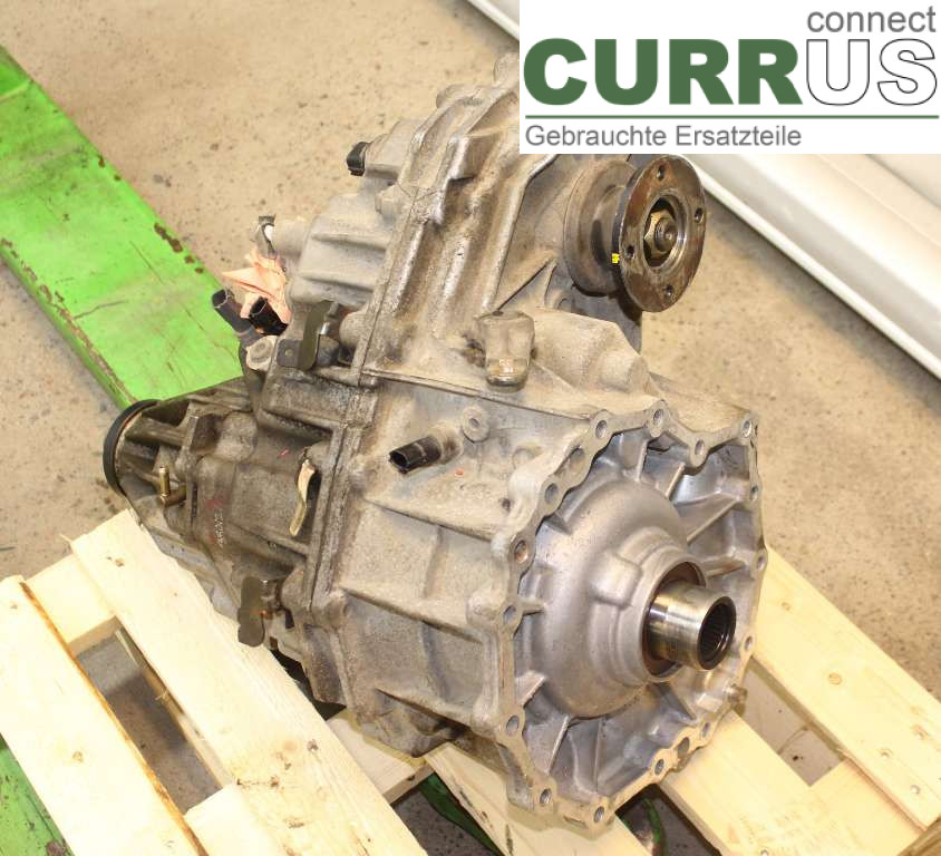 NISSAN PATHFINDER R51  05-12 Distribution gear box 33100-EA700 2.5 DCI 173HK