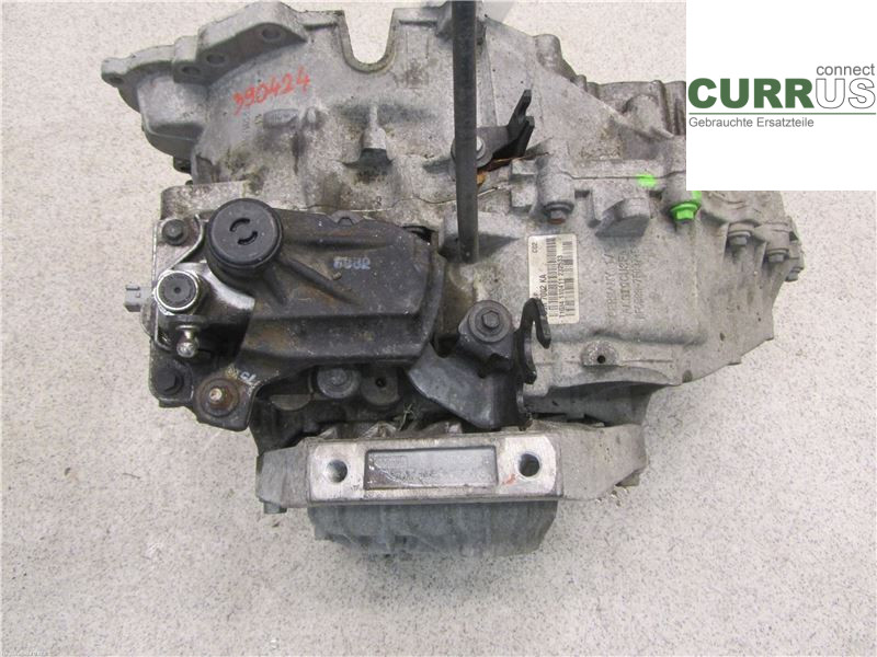 VOLVO V60  11-13 Skrzynia 6-biegowa 36001863 D5204T2