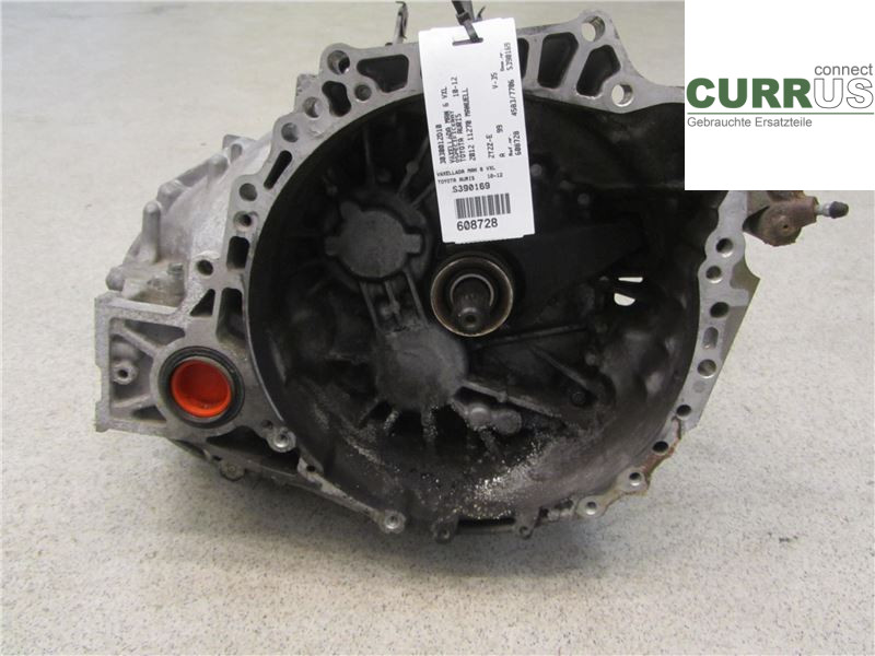 TOYOTA AURIS    10-12 Skrzynia 6-biegowa 3030012D10 1ADFTV