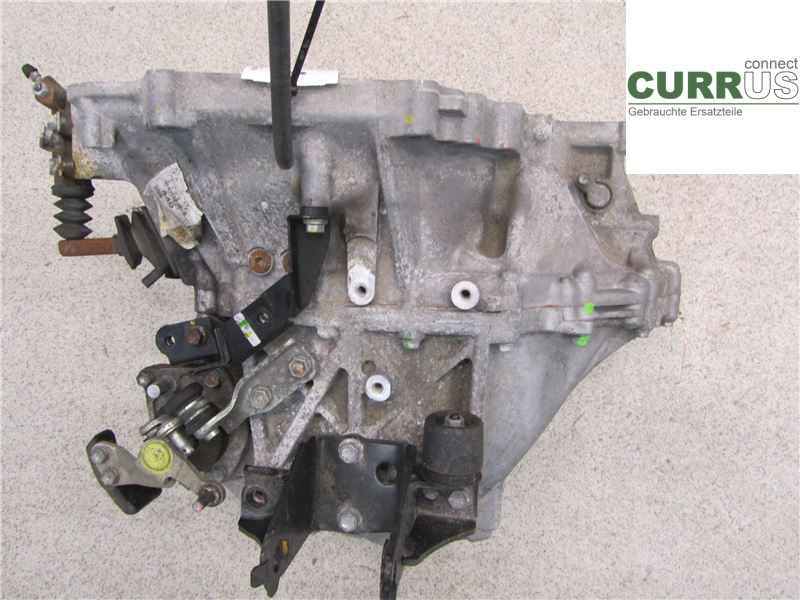 TOYOTA AURIS    10-12 Skrzynia 6-biegowa 3030012D10 1ADFTV