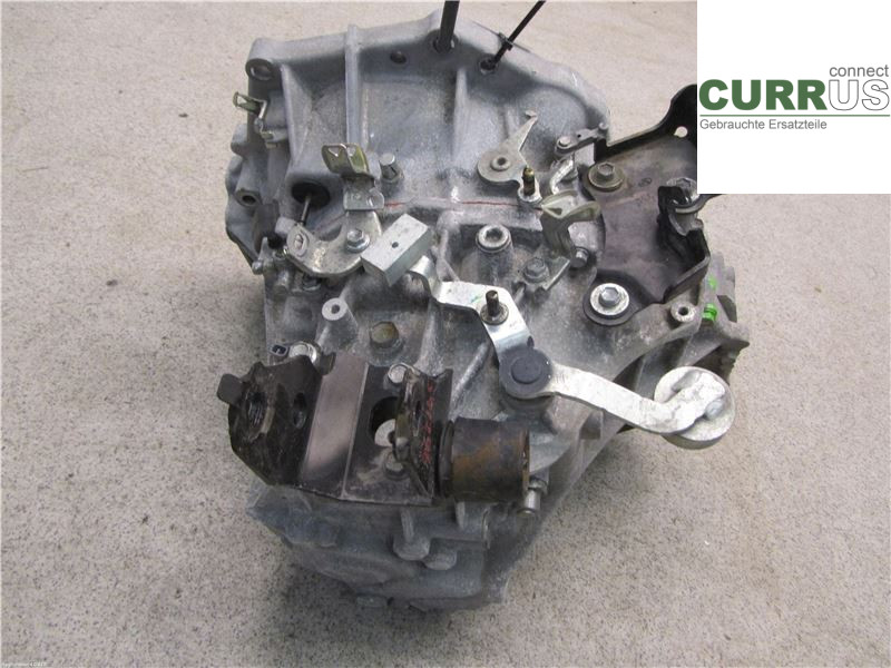 TOYOTA YARIS  15-20 Skrzynia 6-biegowa 303000D311 1NR-FE