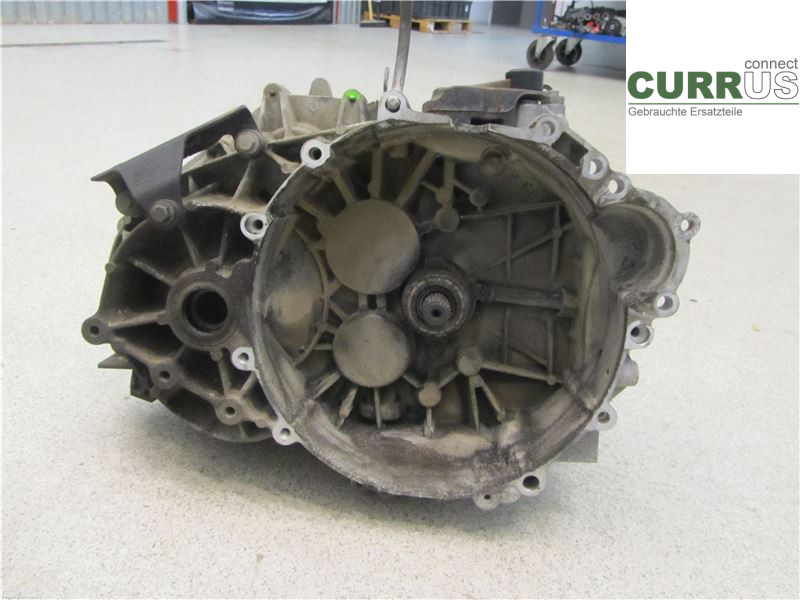 VOLVO V70      08-13 6-Gang-Getriebe 8251965 D5244T5
