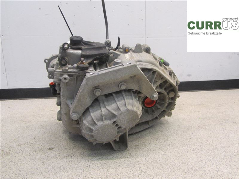 VOLVO V70      08-13 Gearbox (6-speed) 8251965 2.4 D5244T5