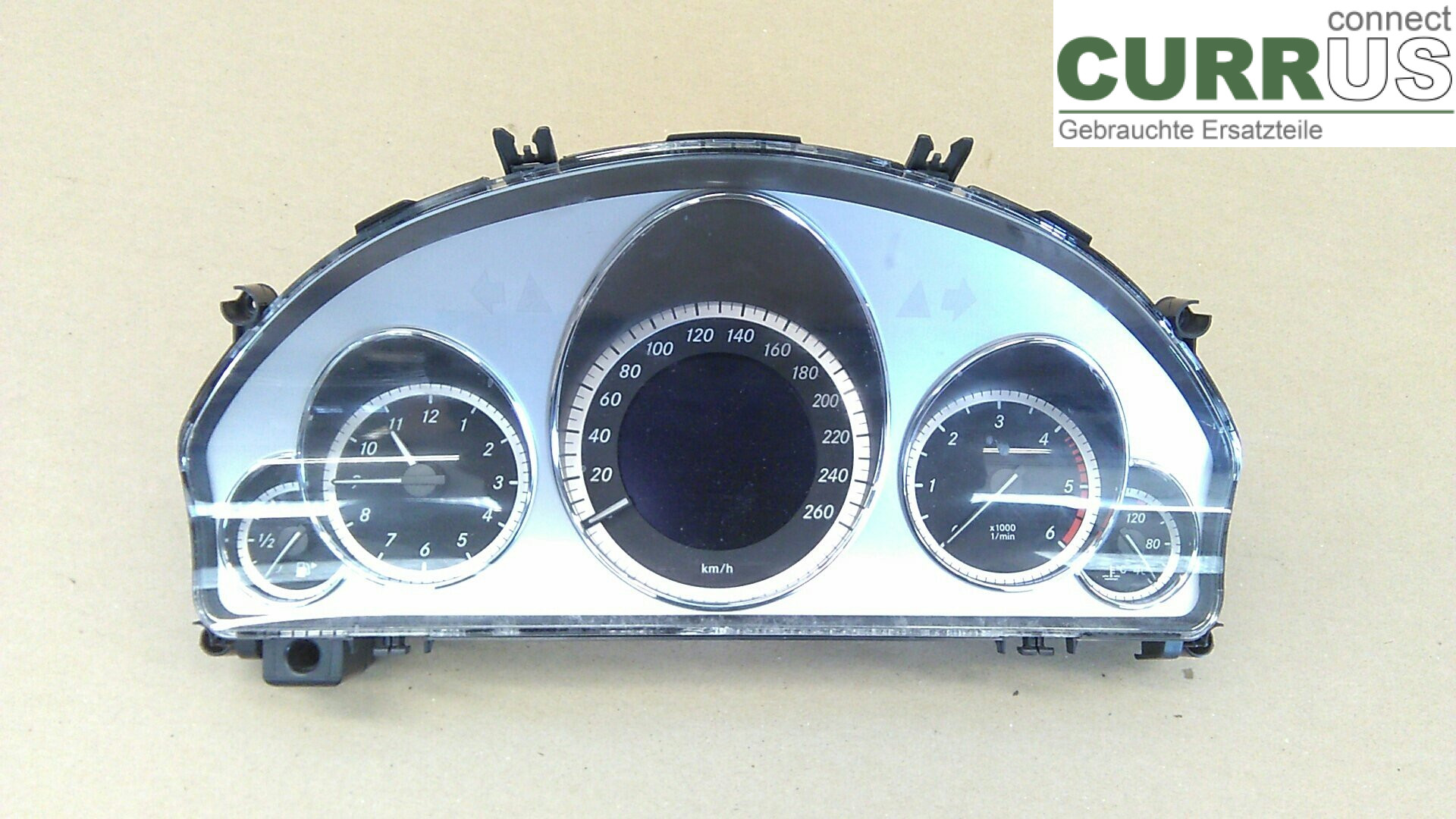  Instrumentpanel / kombiinstrument A2129004113 2.1CDI4