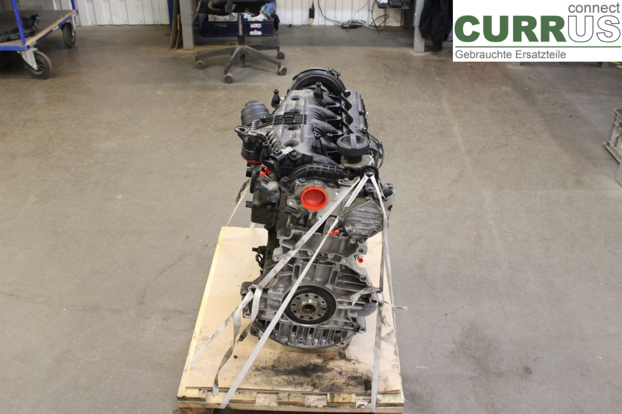 VOLVO V70    14-16 Engine 36050625 D5204T7