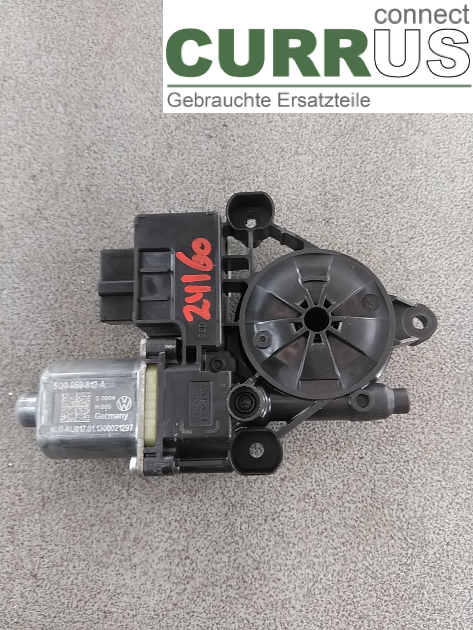  Klamka drzwi przednich prawa 5Q0959812A HB
