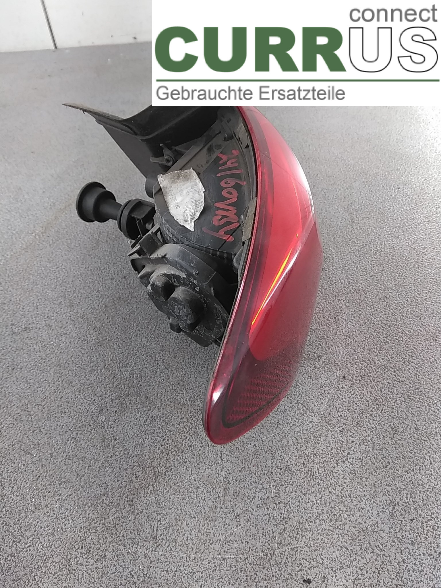  car-part-types.wing_mirror_switch  VY