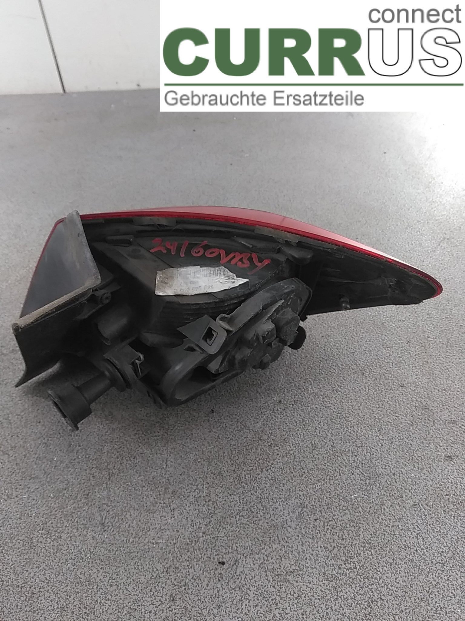  car-part-types.wing_mirror_switch  VY