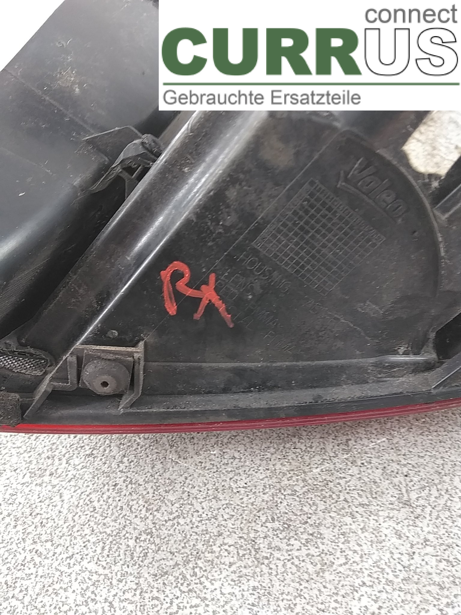  car-part-types.wing_mirror_switch  VY