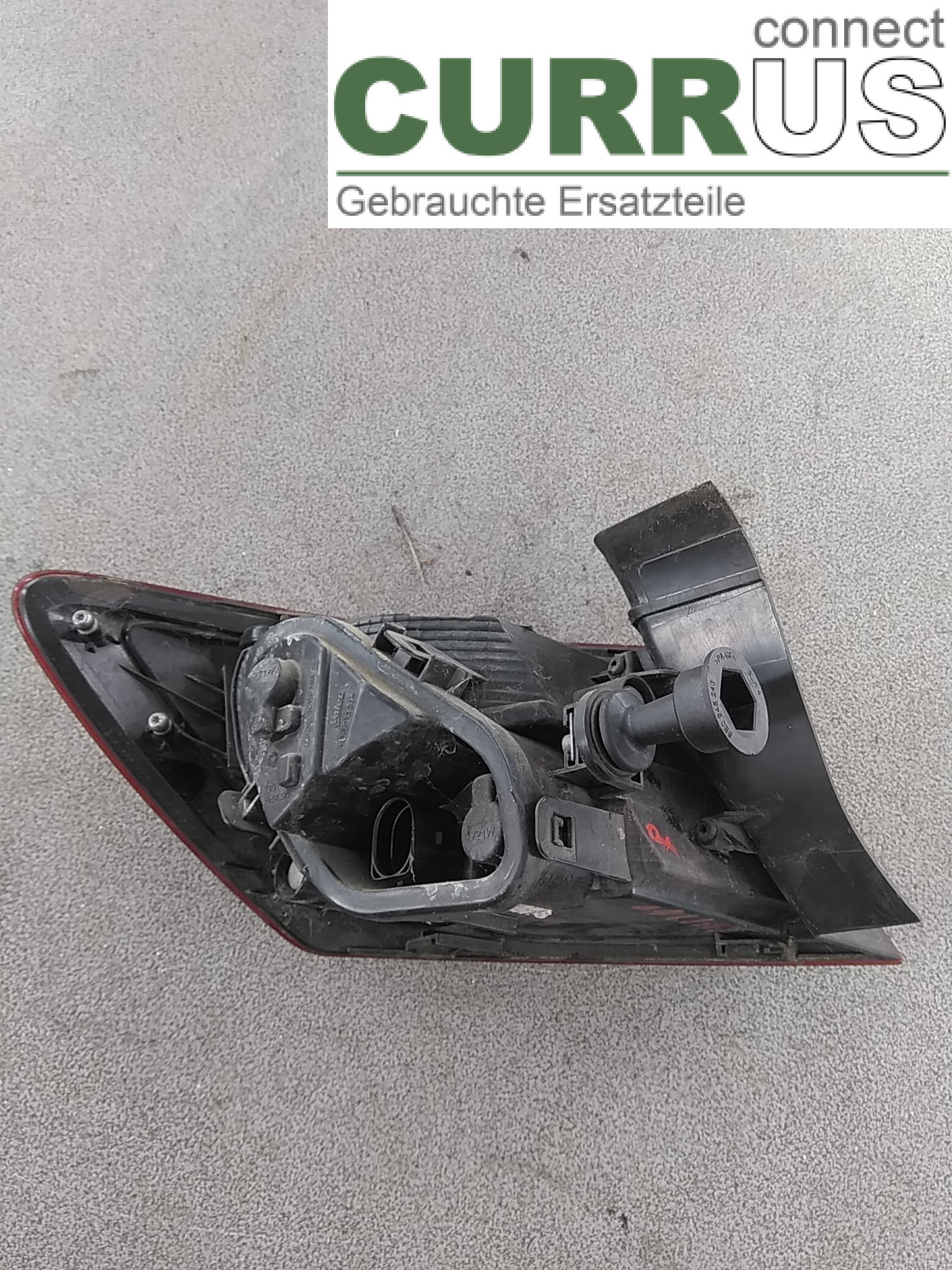  car-part-types.wing_mirror_switch  HY