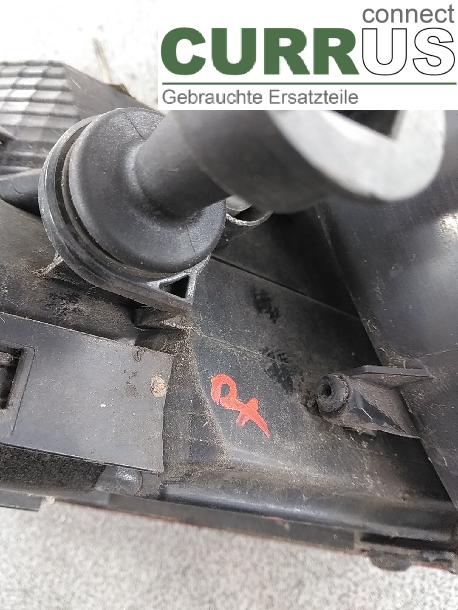  car-part-types.wing_mirror_switch  HY