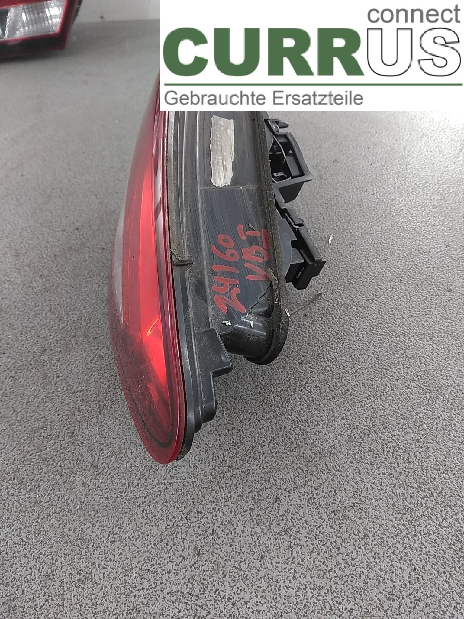  car-part-types.wing_mirror_switch  VI