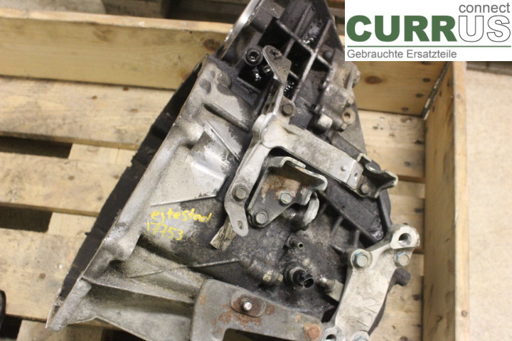 NISSAN QASHQAI+2 08-10 Gearbox (6-speed) 32010JG75E 2.0D/M9R740