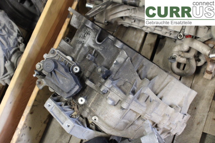 VOLVO V70      08-13 Gearbox (6-speed) 30783235 2.4D/D5244T4