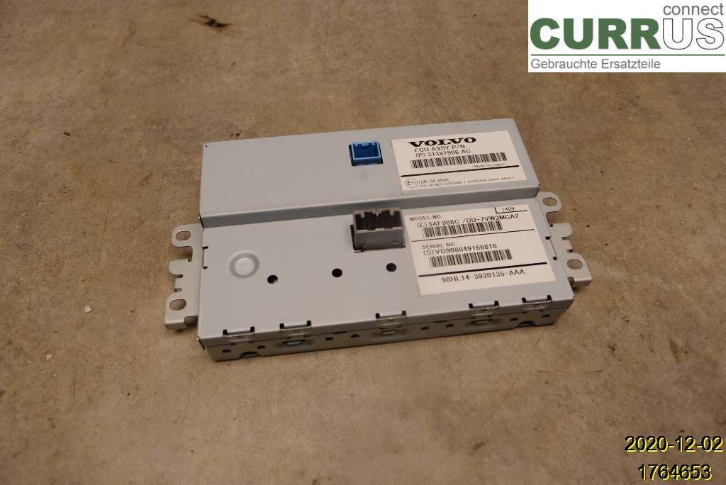 VOLVO V70 14-16 Monitor 36011464 D4204T5