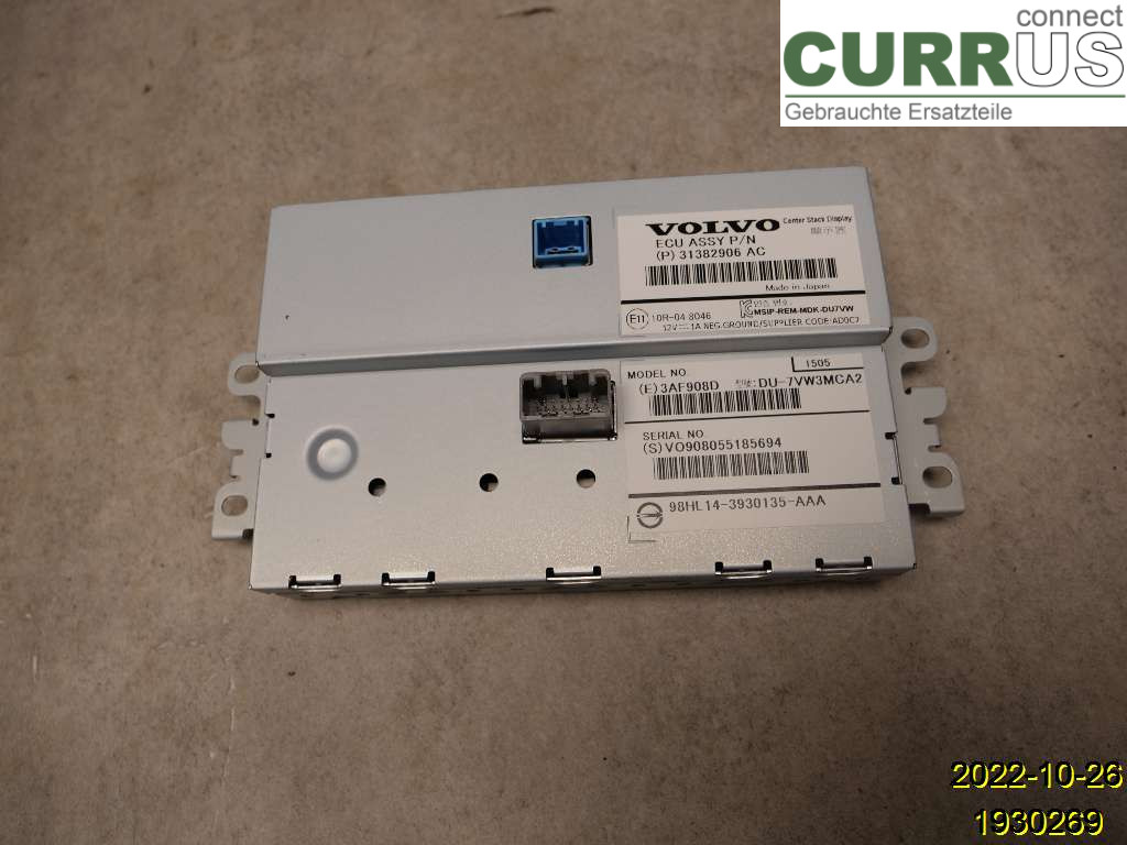 VOLVO V40  12-19 Monitor 36011464 D4204T8