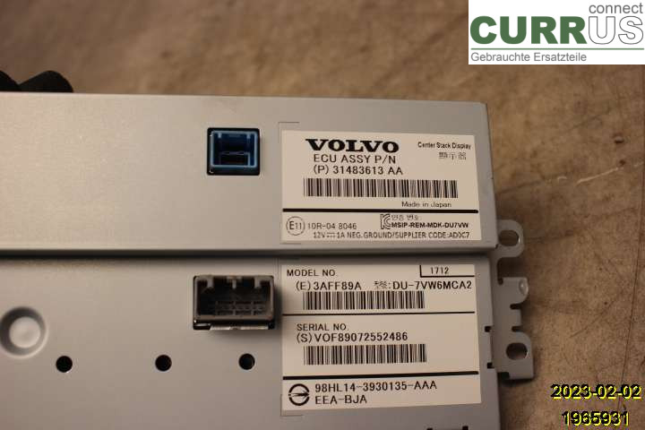 VOLVO V40  12-19 Monitor 36011464 D4204T8