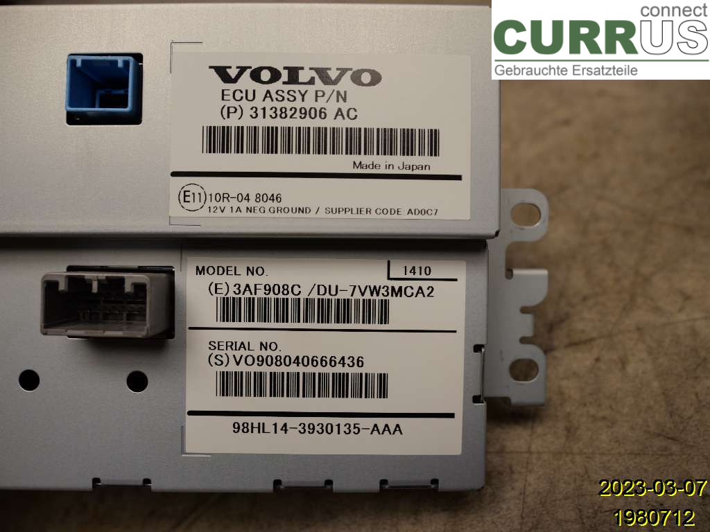 VOLVO V40  12-19 Monitor 36011464 D4204T14