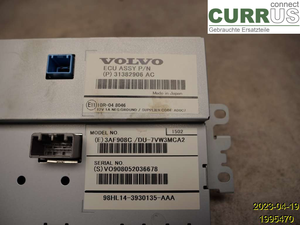 VOLVO V70 14-16 Monitor 36011464 D4204T5