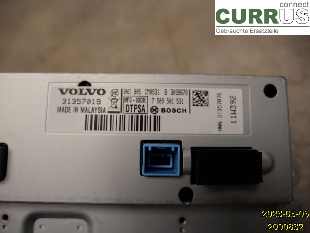 VOLVO V70 08-13 Monitor 31357076 D5204T3