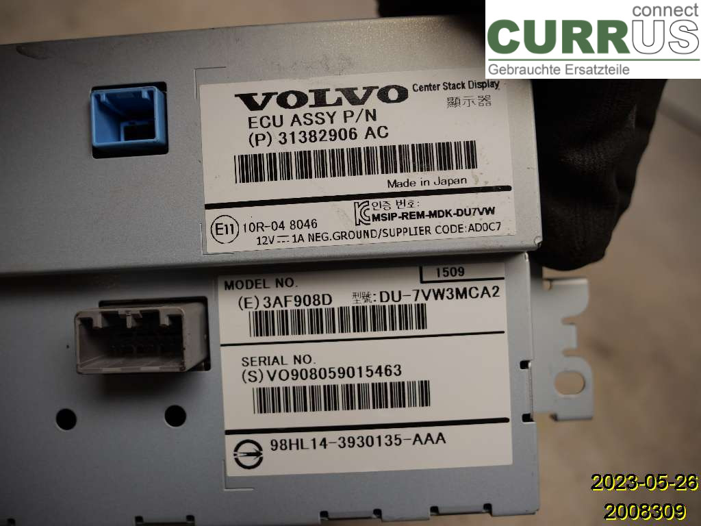 VOLVO V40  12-19 Monitor 36011464 D4204T8