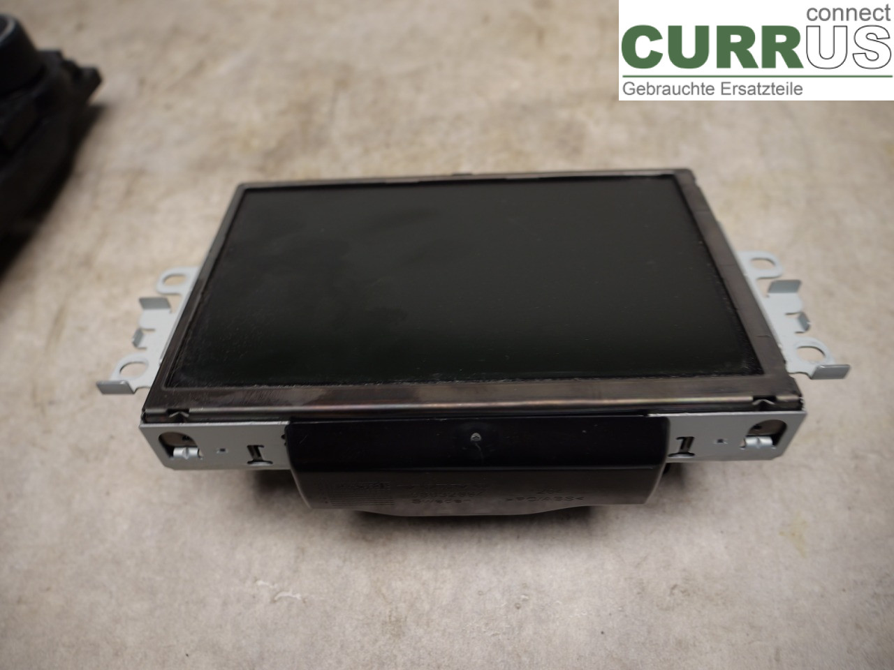 VOLVO V70 08-13 Monitor 31357076 D4162T
