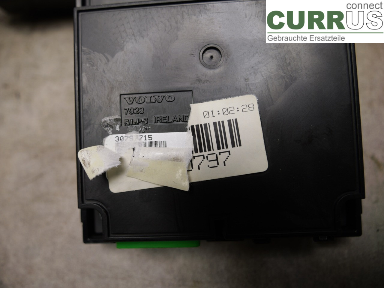 VOLVO V70      08-13 Monitor 31328828 D5244T5