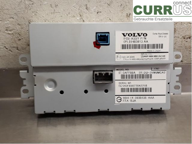 VOLVO V40  12-19 Monitor 36011464 D4204T9