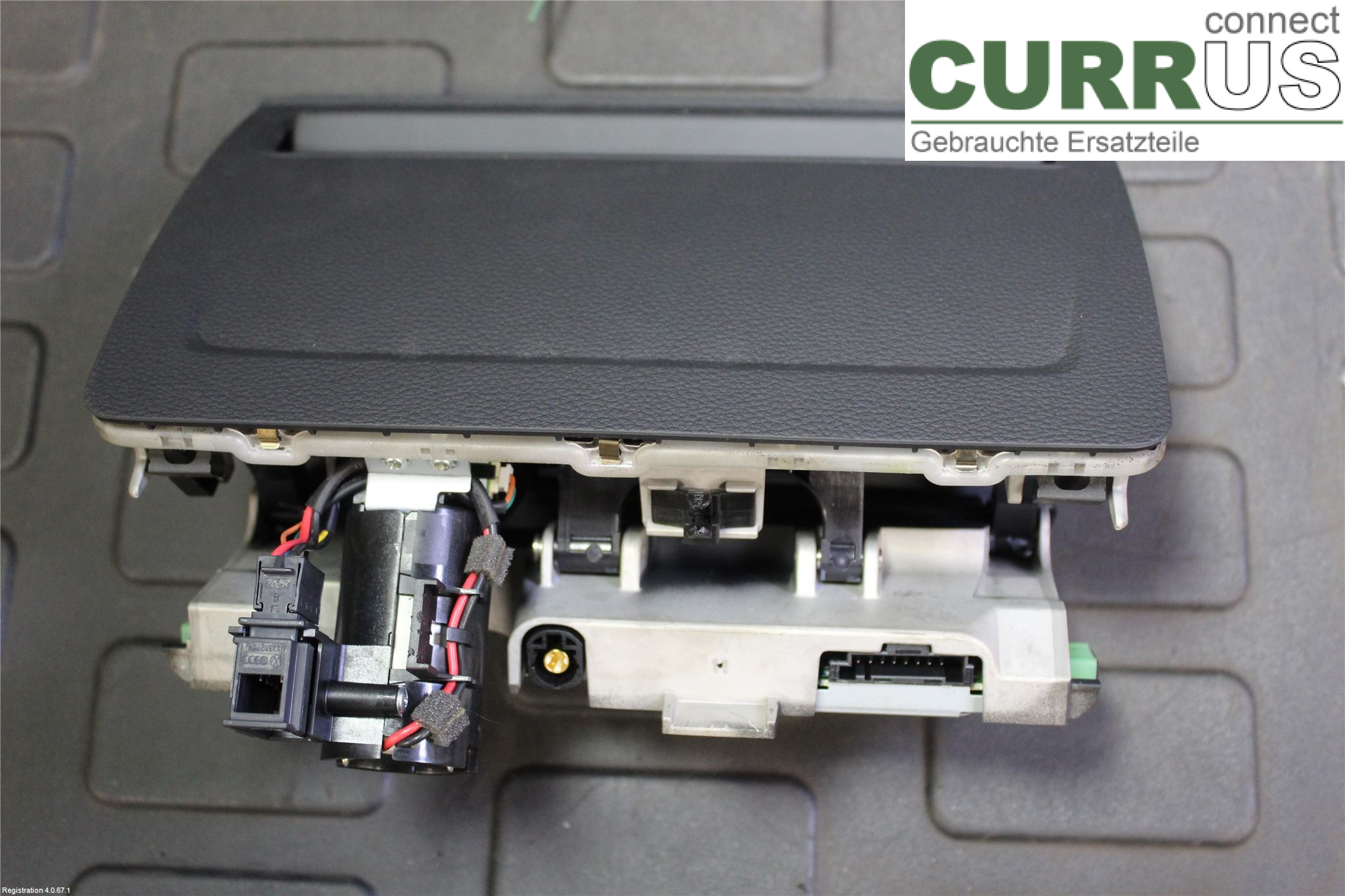 AUDI A3/S3 8V  13-20 Monitor 8V0857273P6PS DDYA