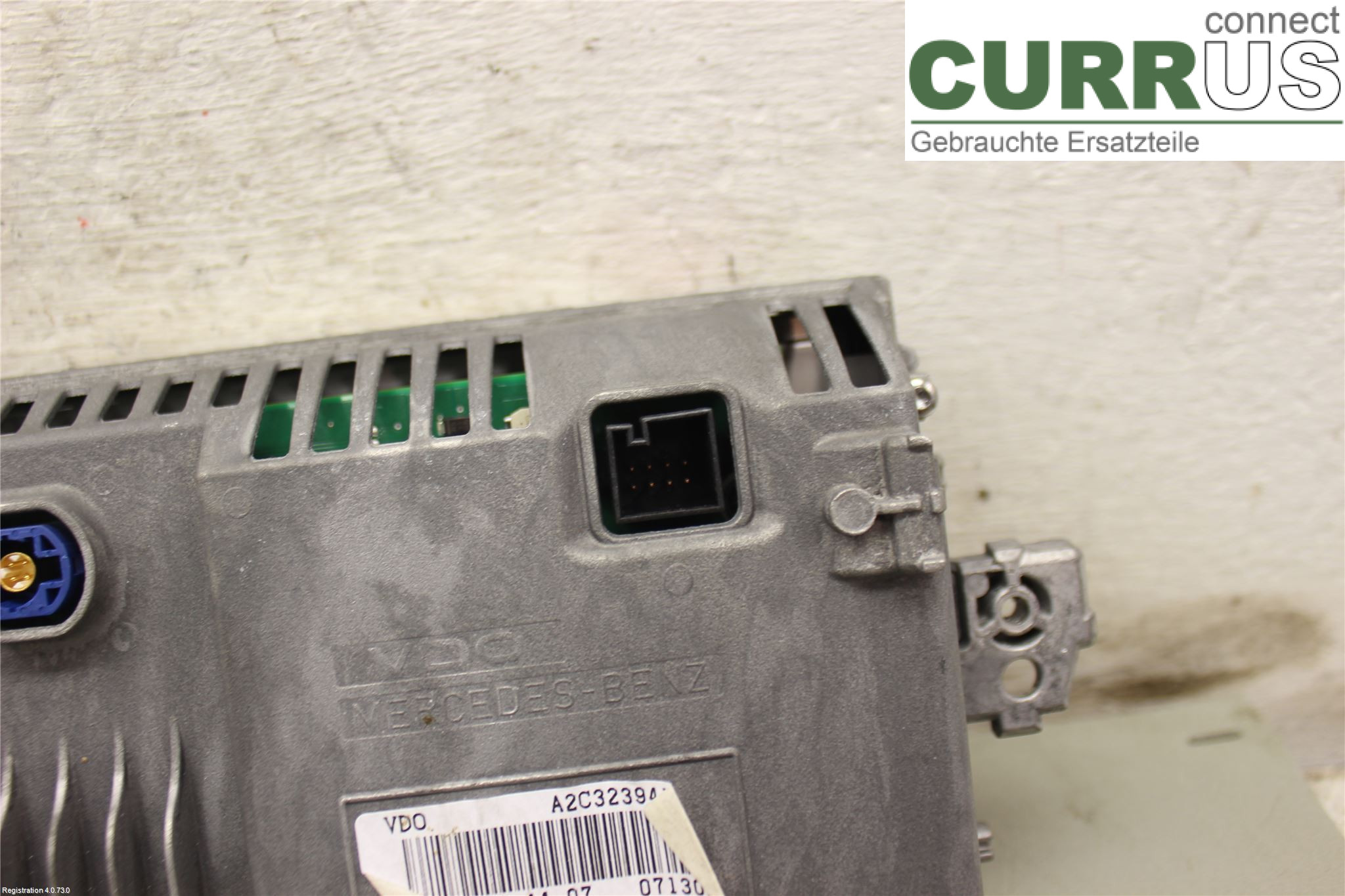 MB E-KLASS (W212) 09-16 Monitor A2129002213 OM642.858