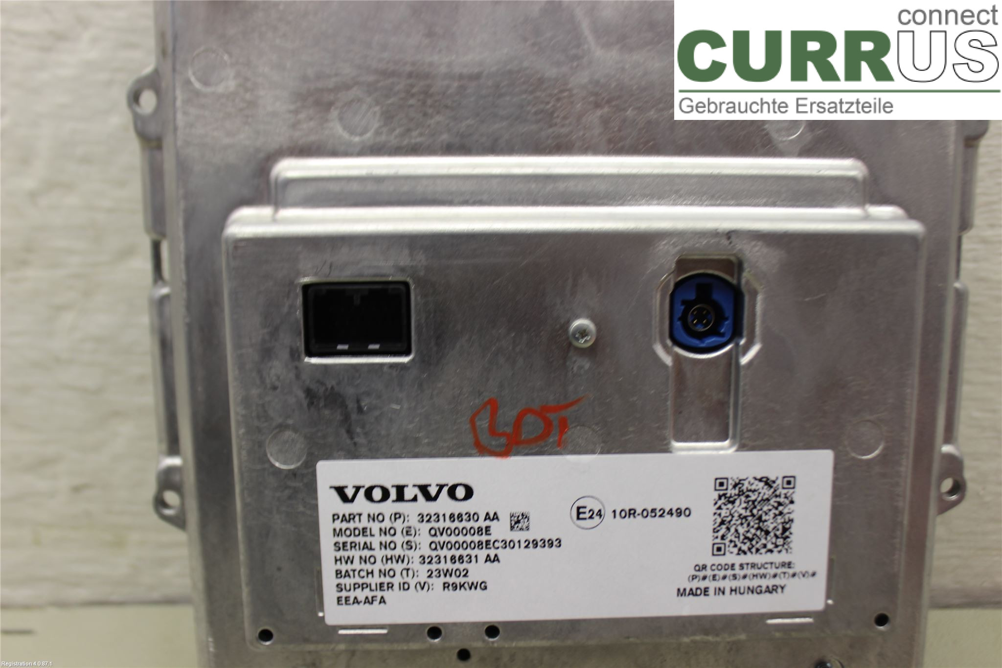 VOLVO V90  17- Monitor 32316630 