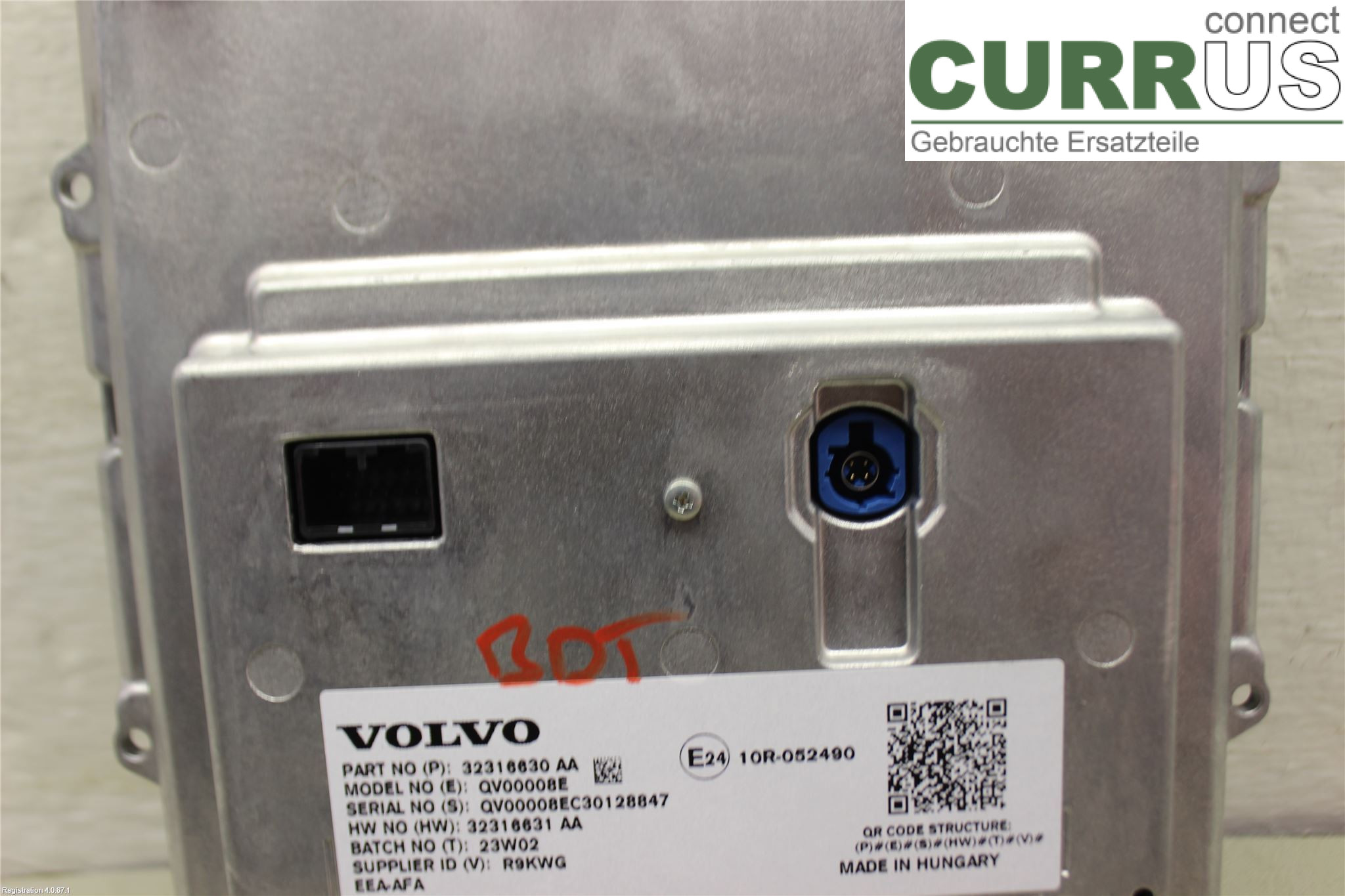 VOLVO V90  17- Monitor 32316630 