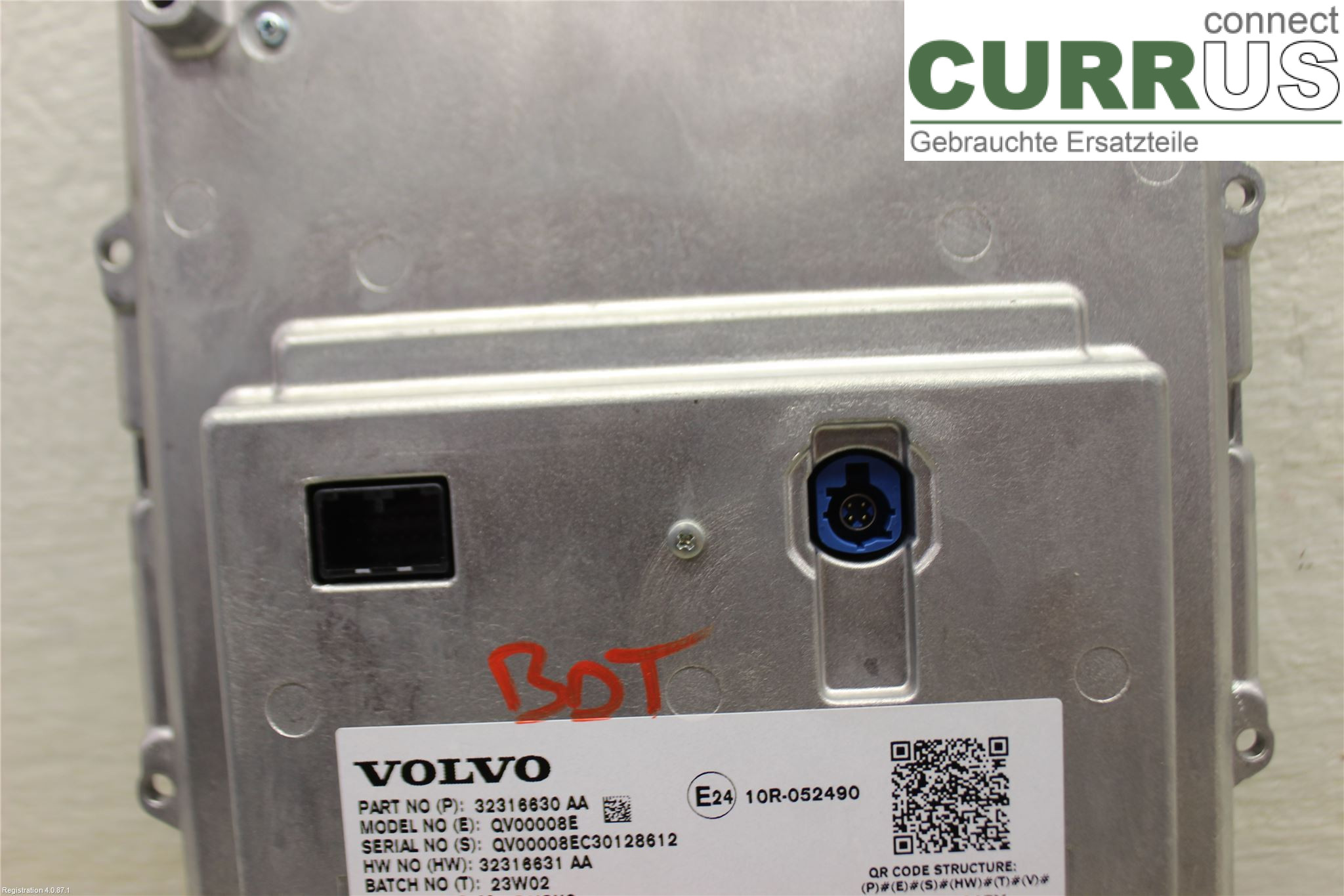 VOLVO V90  17- Monitor 32316630 