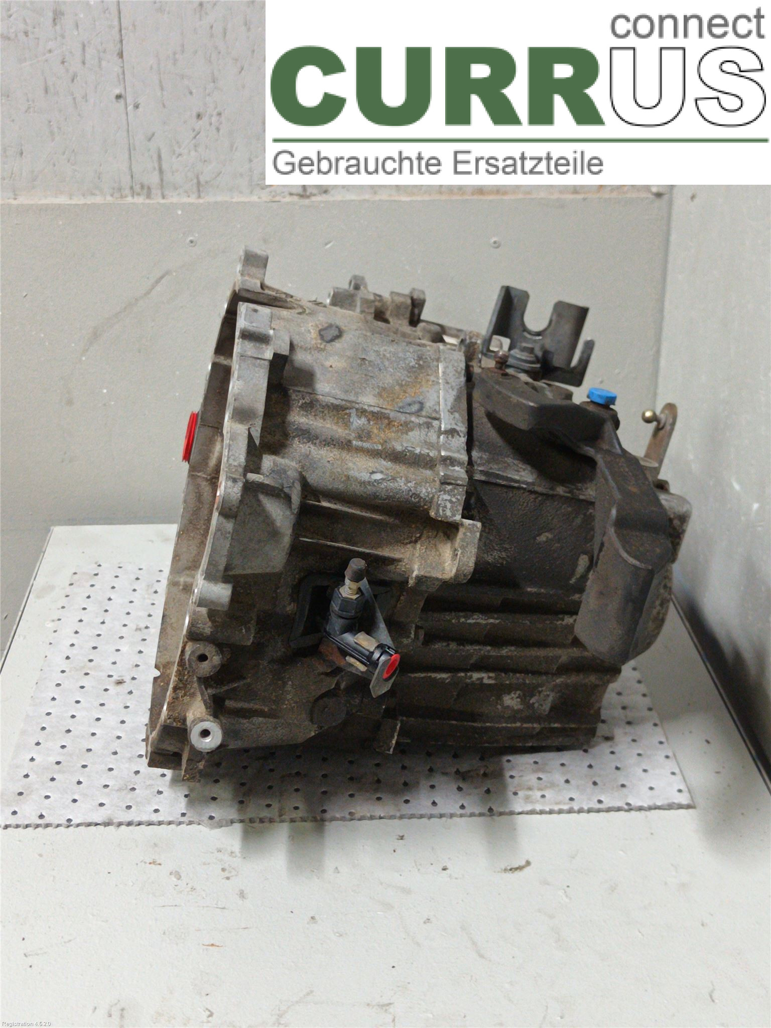 VOLVO S60      05-10 Gearbox (6-speed) 8252132 D5244T2