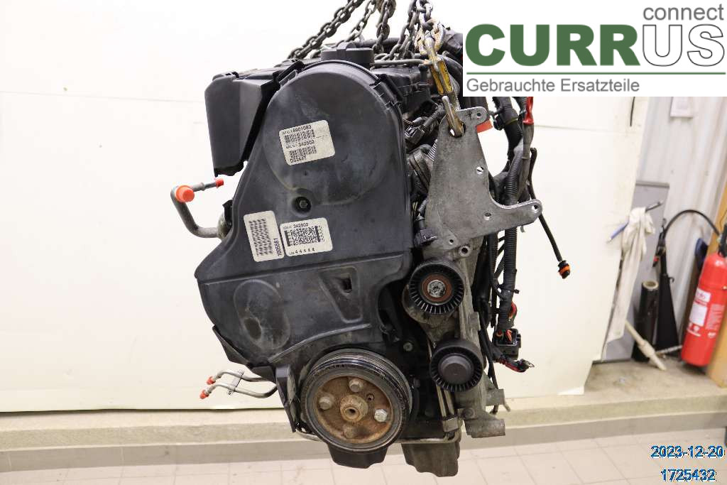 VOLVO V70 05-08 Engine 8252333 D5 2,4 MK2