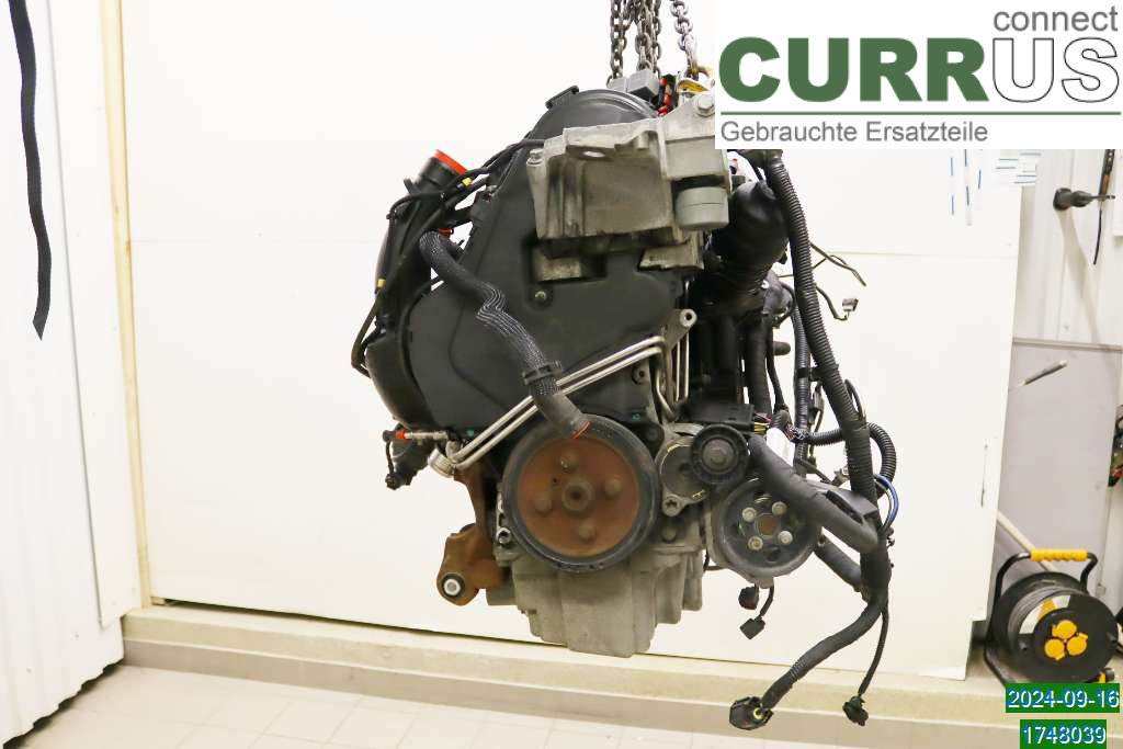 VOLVO V70    14-16 Engine 36050625 2.0