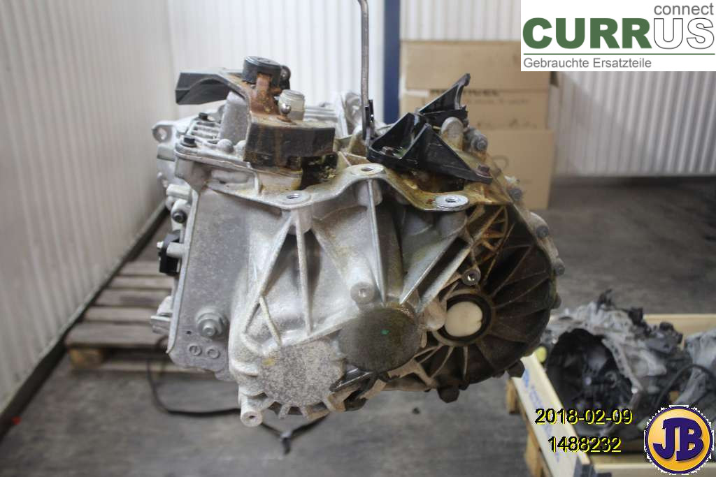 VOLVO V40  12-19 Gearbox (6-speed) 36010294 D4204T14