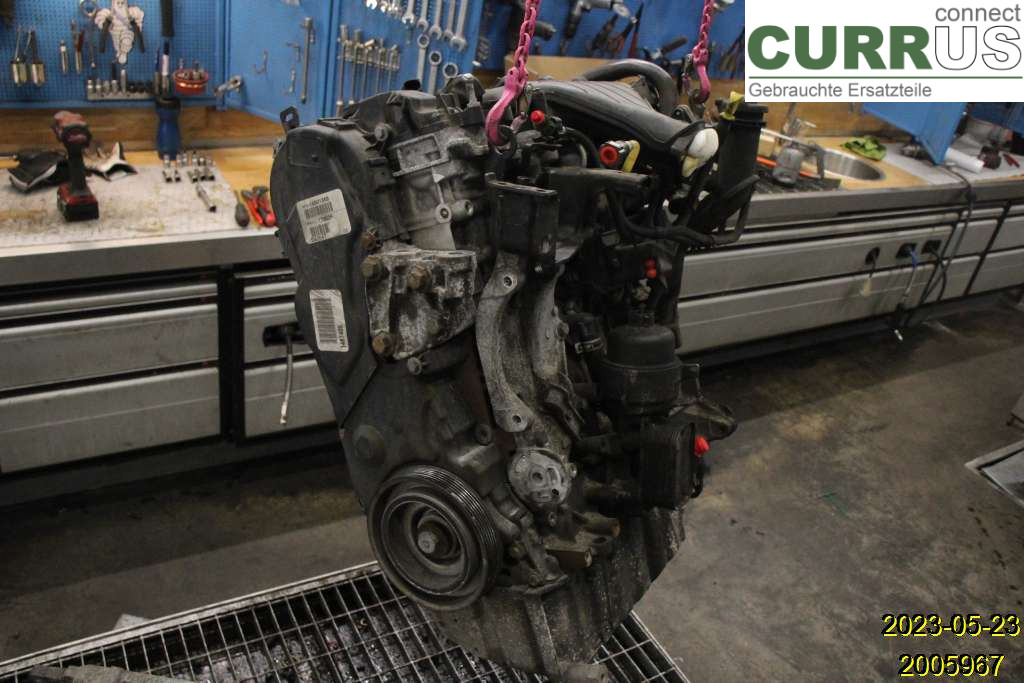 VOLVO V70      08-13 Motor 8252346 d4204t