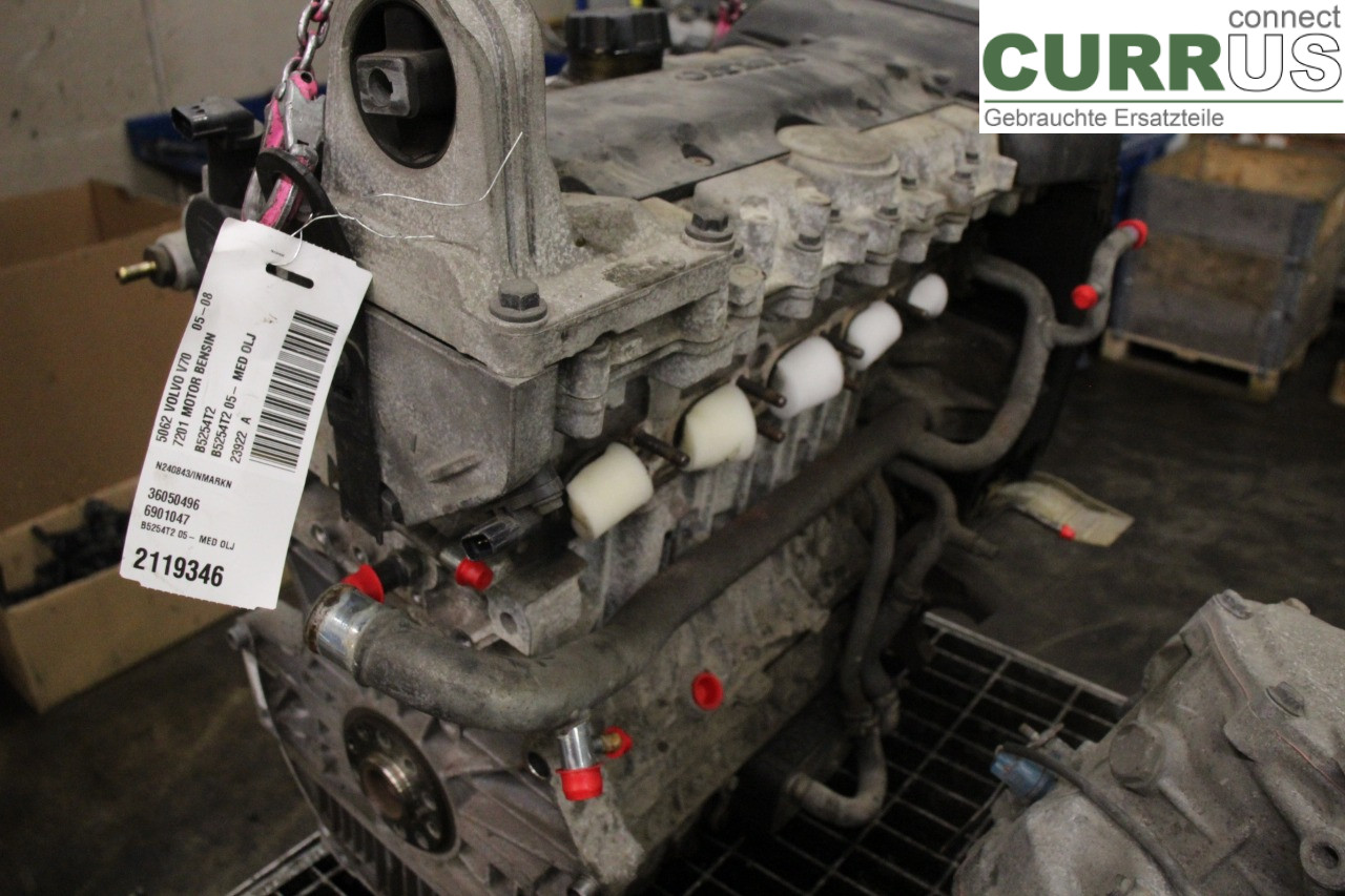 VOLVO V70 05-08 Engine 36050496 B5254T2