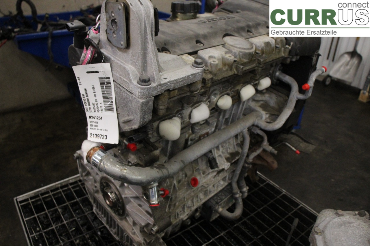 VOLVO S60      01-04 Motor 8251489 B5254T2