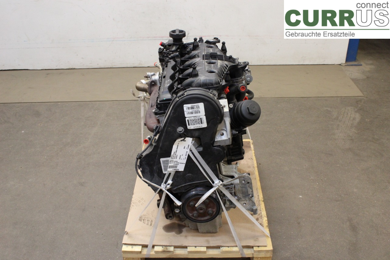 VOLVO V40  CROSS COUNTRY 13-19 Motor 36050626 D5204T4