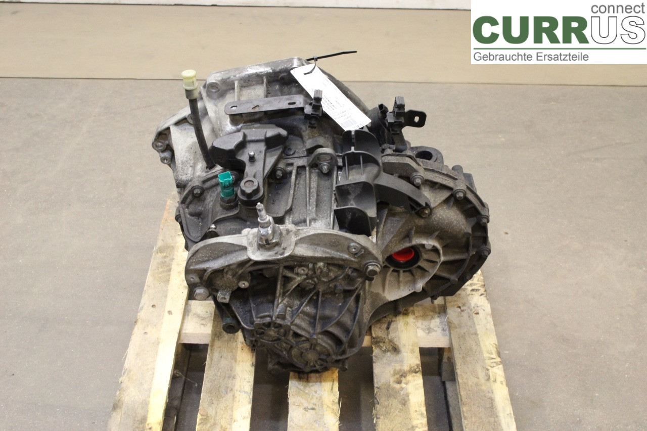 NISSAN NV300  16- Gearbox (6-speed) 3201002Q5C R9M