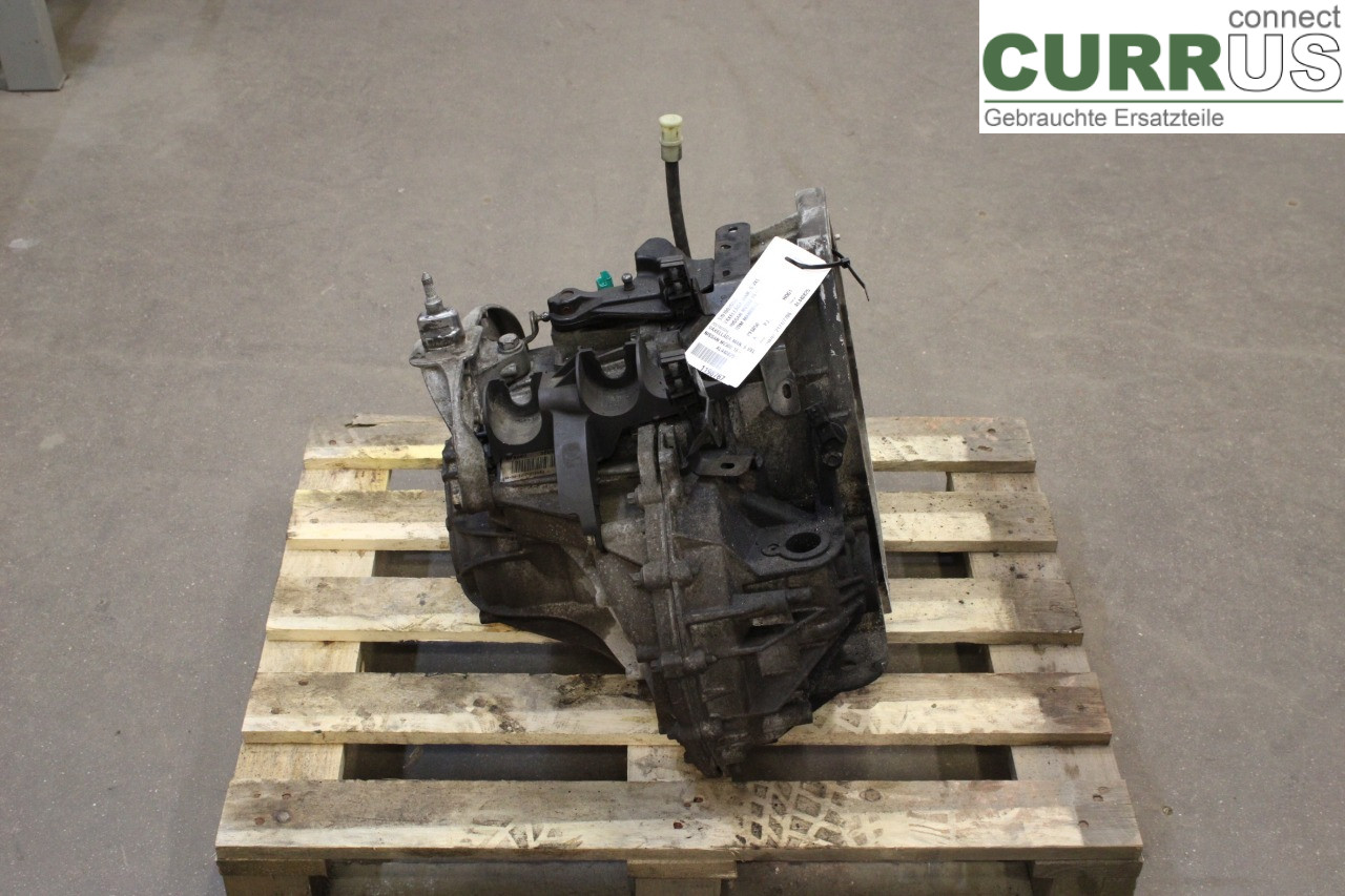 NISSAN NV300  16- Gearbox (6-speed) 3201002Q5C R9M