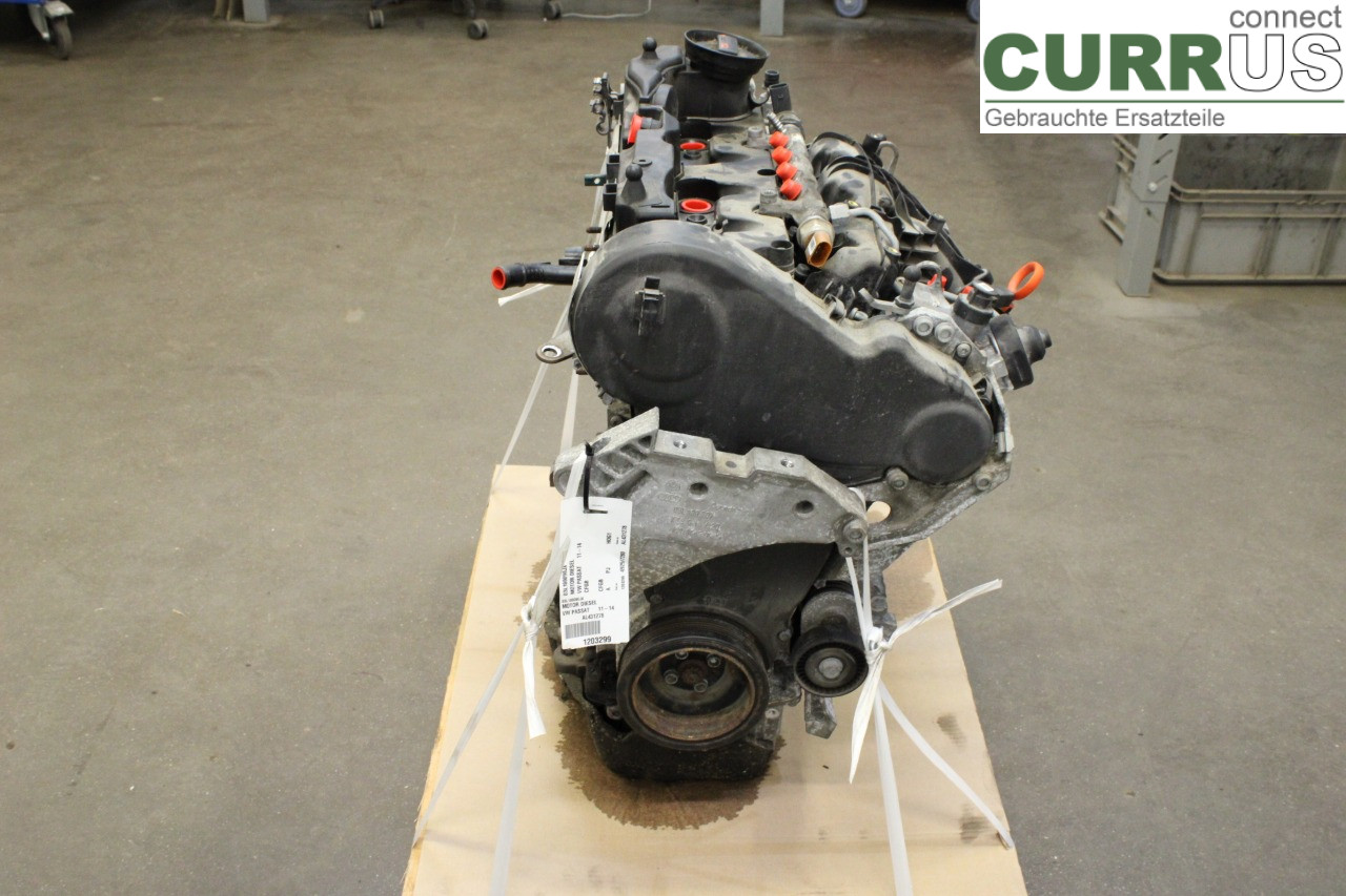 VW PASSAT  11-14 Silnik 03L100090JX CFGB