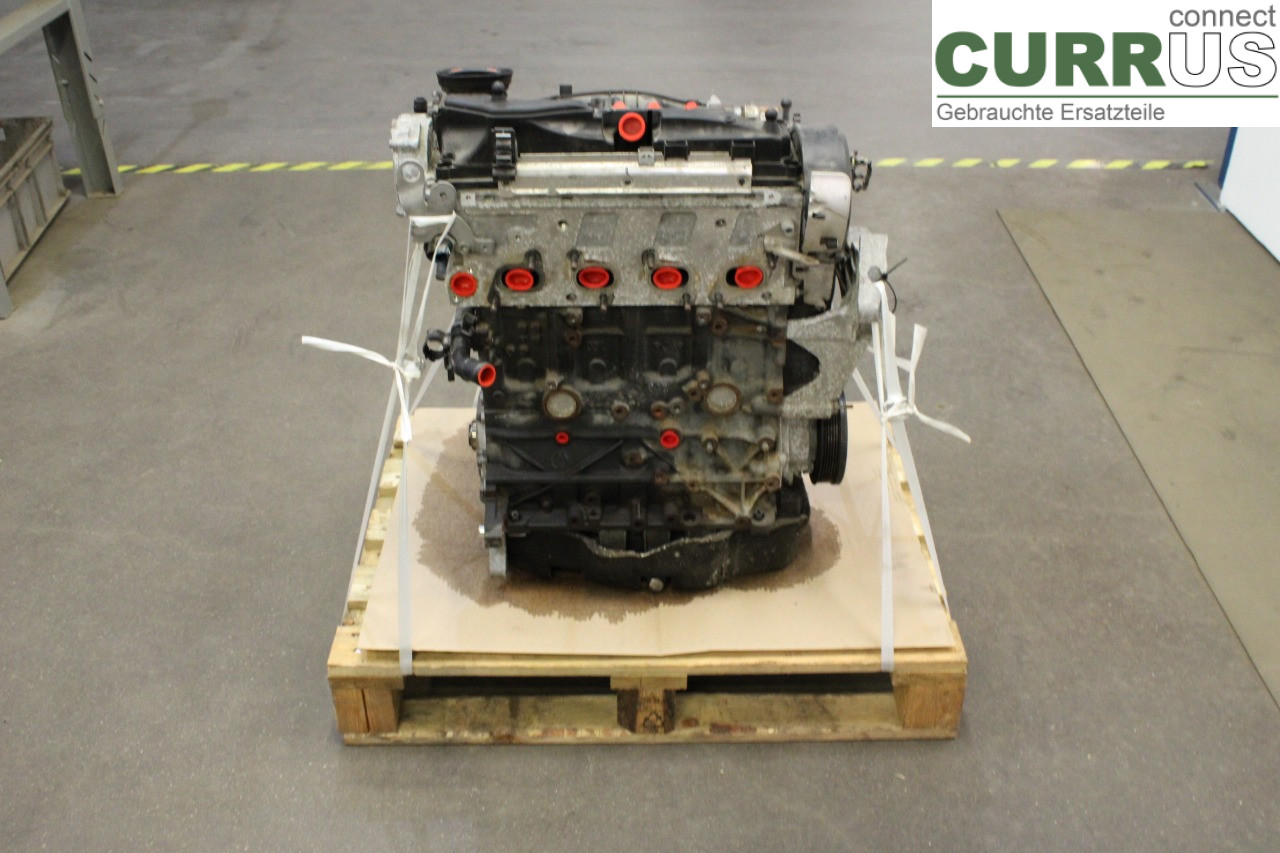 VW PASSAT  11-14 Silnik 03L100090JX CFGB