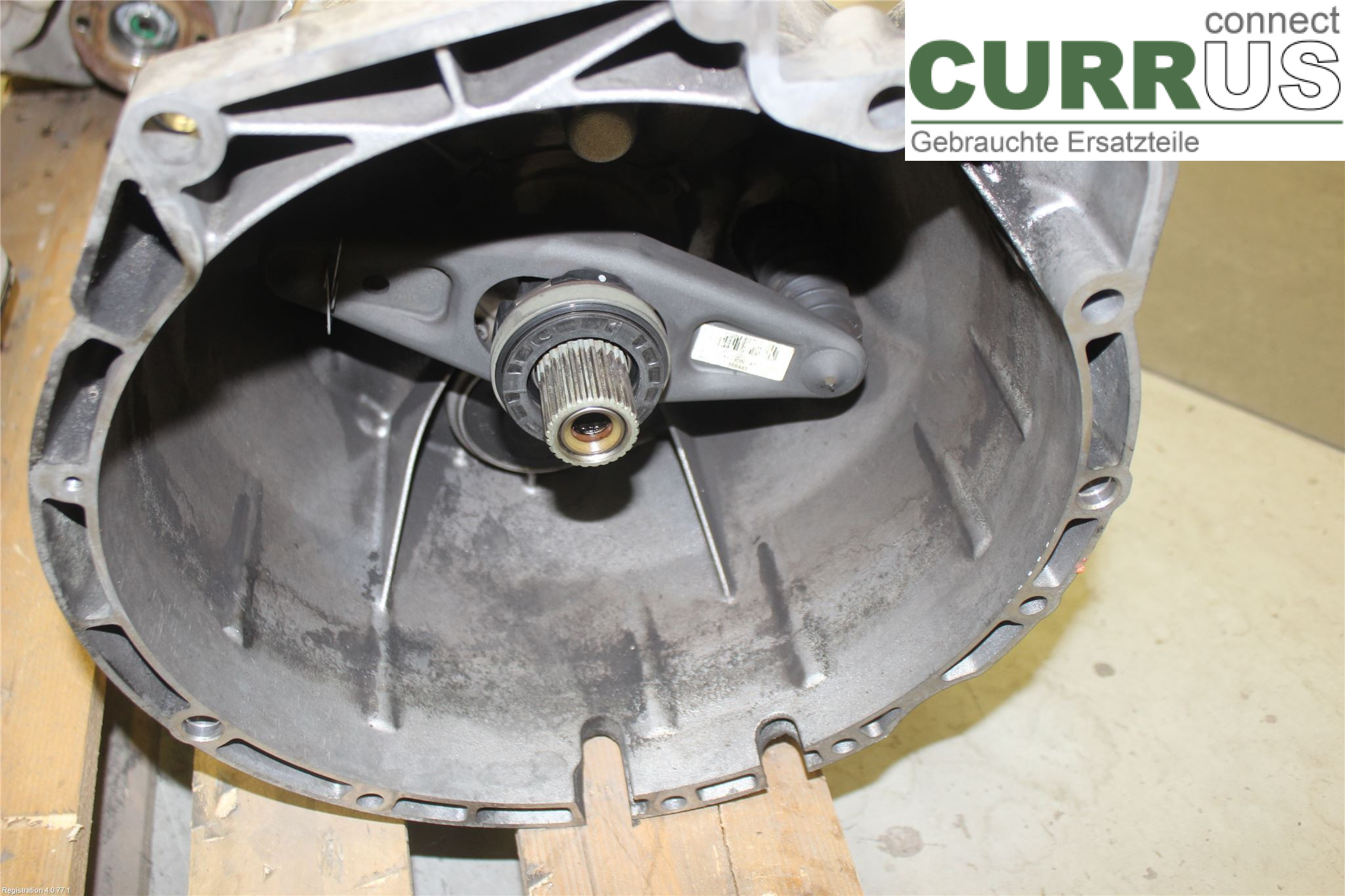 BMW 3 E90/91 SED/TOU 05-12 Gearbox (6-speed) 23007571420 M57-TU2D30