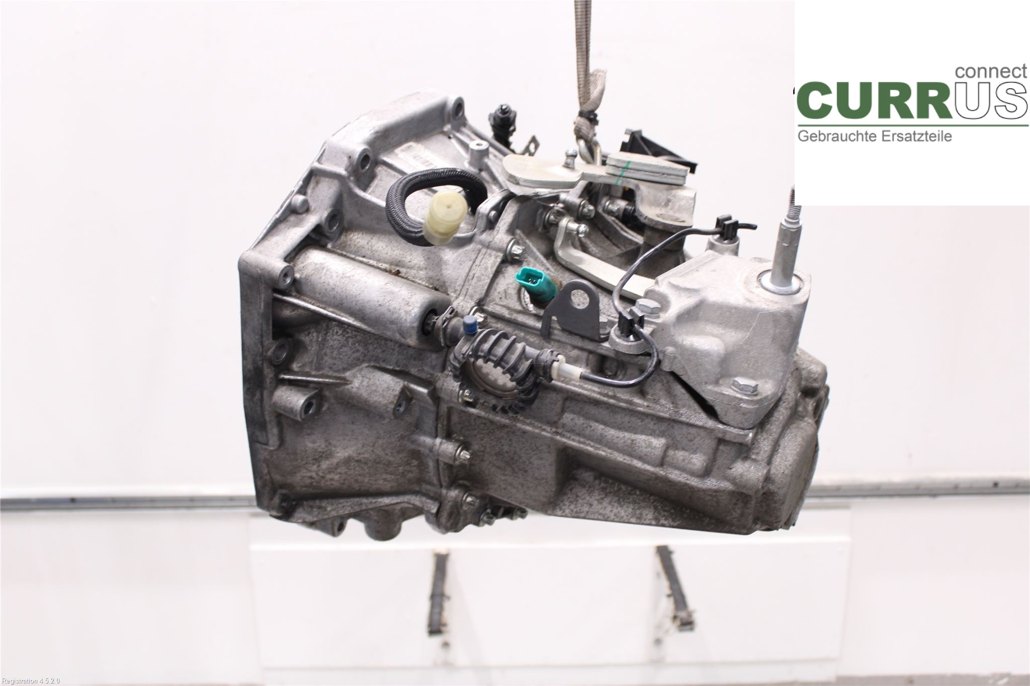 DACIA DUSTER  10-17 Skrzynia 6-biegowa 320105794R K9K-872