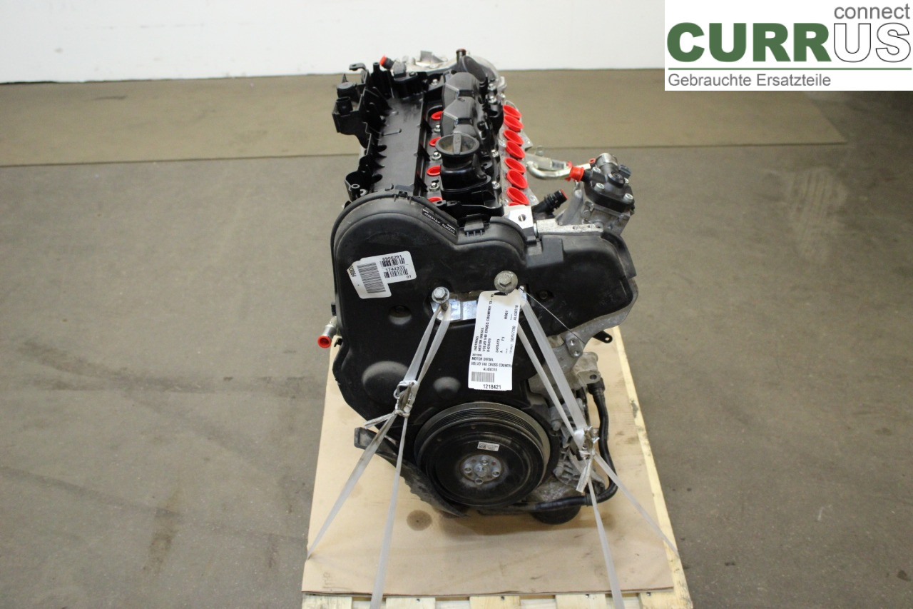 VOLVO V40  CROSS COUNTRY 13-19 Engine 36010065 D4204T9